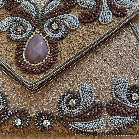 NWT Lulus beaded statement clutch - Picture 2 of 6